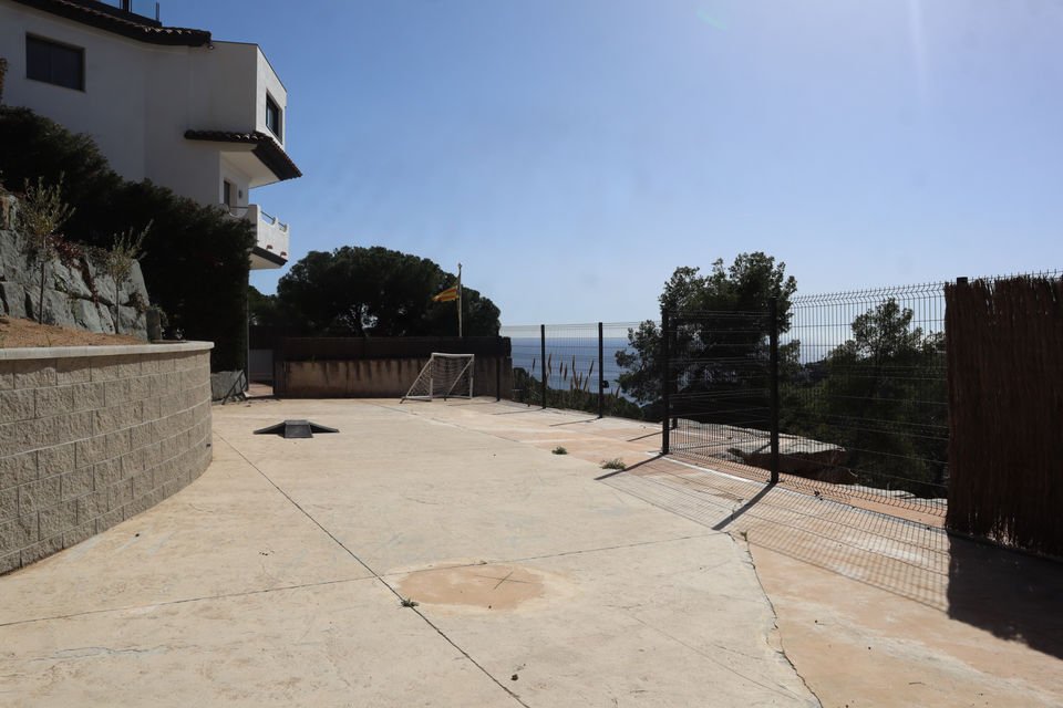 Villa in Canyelles, Catalonia, Spain 5 - 18351184