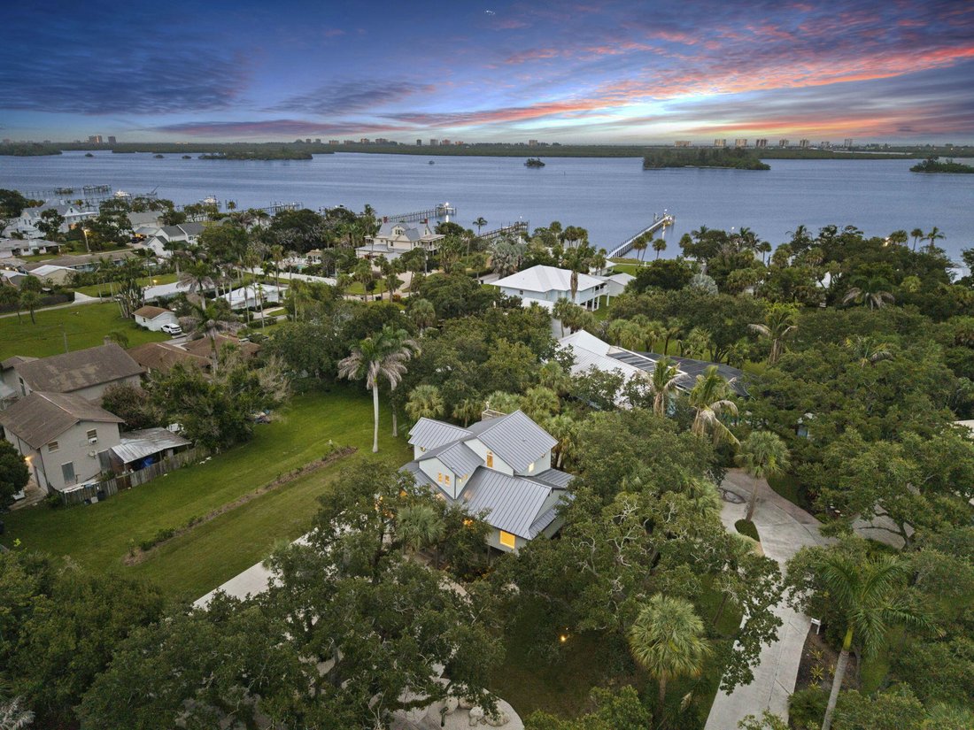House in Fort Pierce, Florida, United States 2 - 18641937