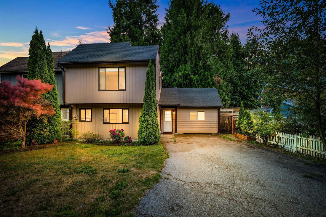 House in Squamish, British Columbia, Canada 4 - 18643124