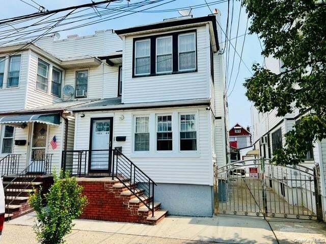 House in New York, New York, United States 2 - 18645984