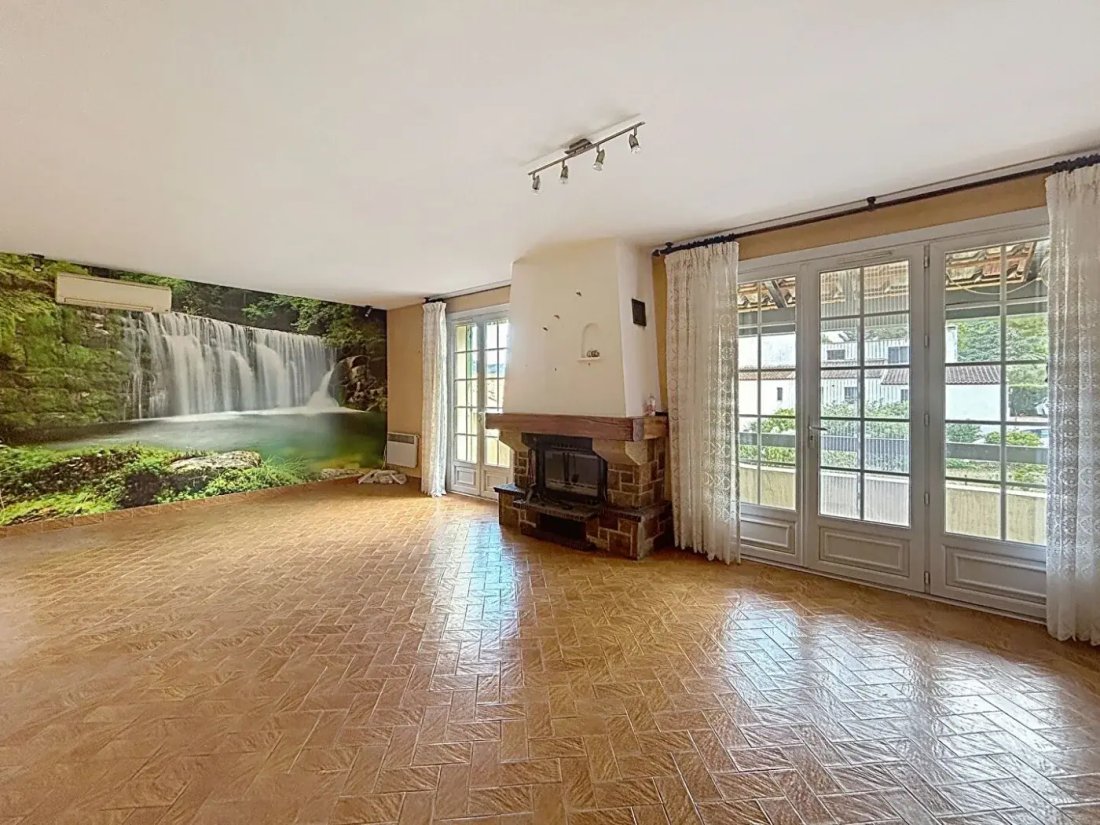House in Bouc-Bel-Air, Provence-Alpes-Côte d'Azur, France 3 - 18646138