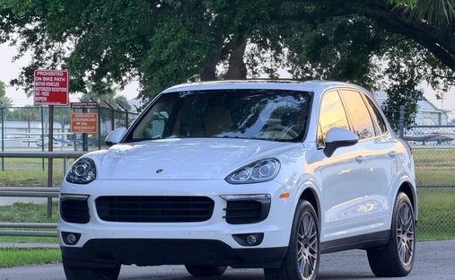 2017 Porsche Cayenne Sport Utility 4D in Pompano beach, FL, United States 1