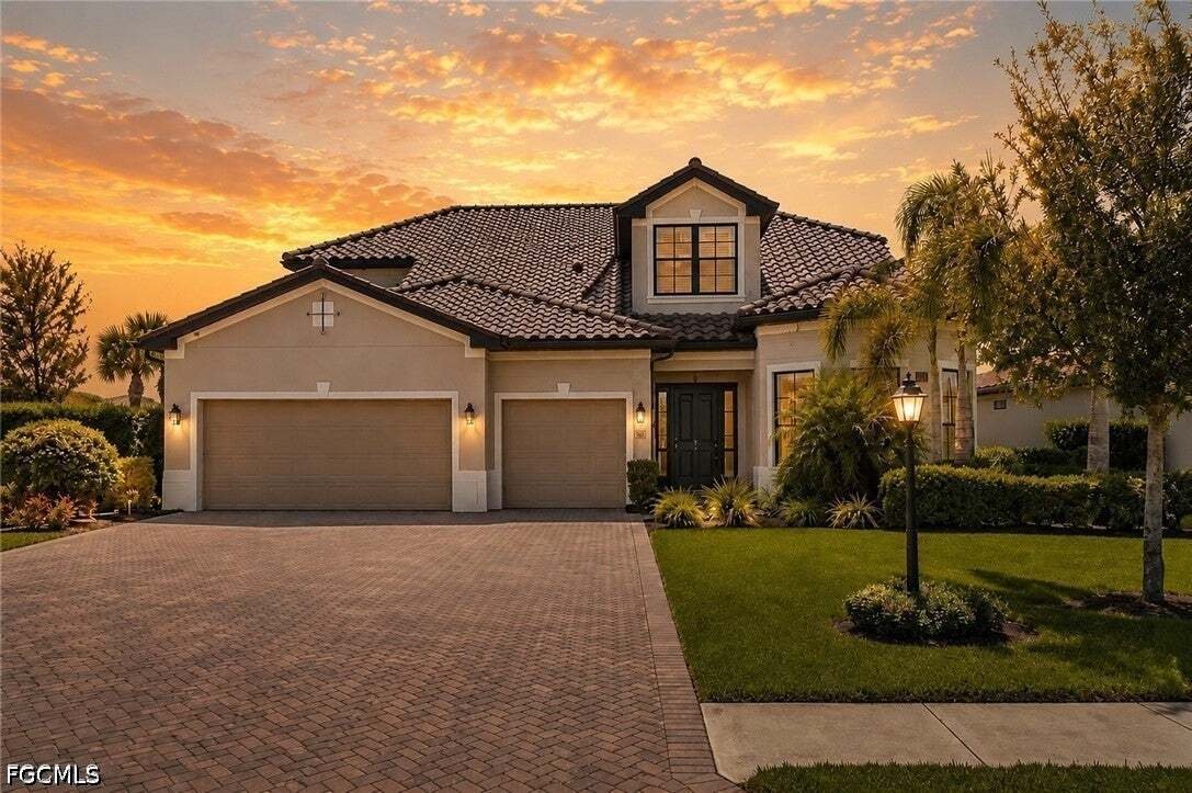 Casa en Estero, Florida, Estados Unidos 1 - 18498936