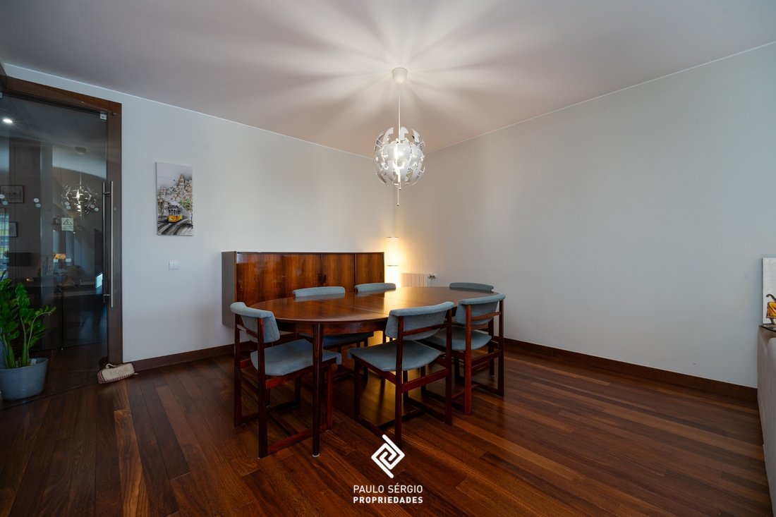 Apartment in Santa Marinha e Sao Pedro da Afurada, Porto District, Portugal 4 - 18647599