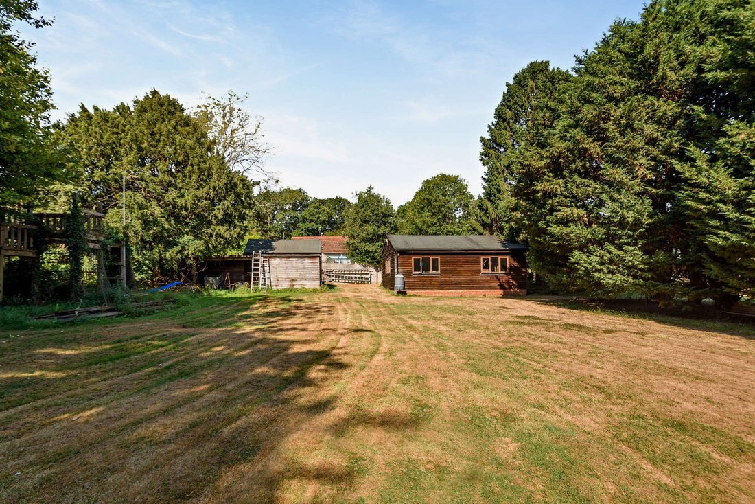 House in Burgess Hill, England 3 - 18645888