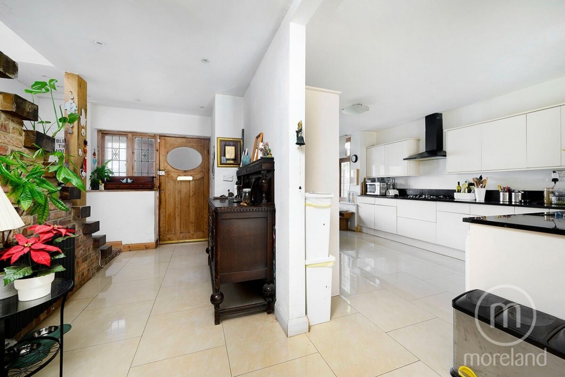 House in Childs Hill, Barnet, England 2 - 18645495