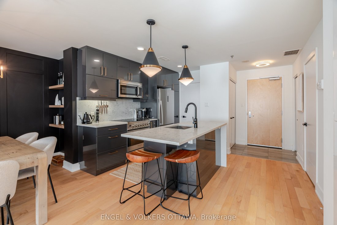 Condo in Ottawa, Ontario, Canada 5 - 18643941