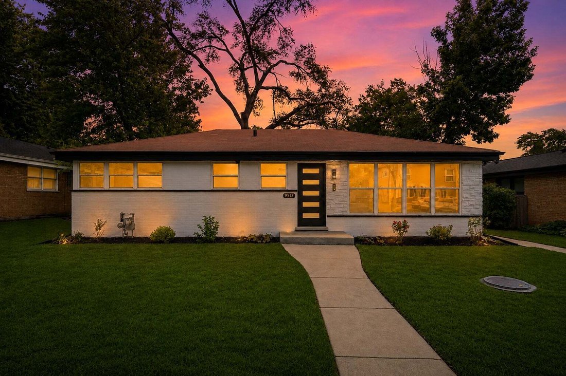 House in Skokie, Illinois, United States 3 - 18584554
