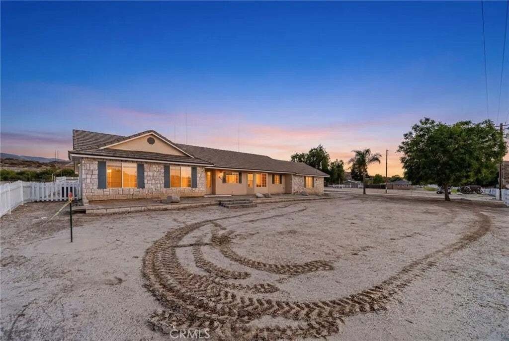 Casa a Redlands, California, Stati Uniti 3 - 18559410