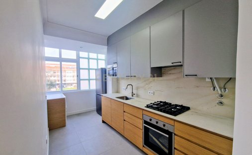 Wohnung in Carcavelos und Parede, Lissabon, Portugal 1