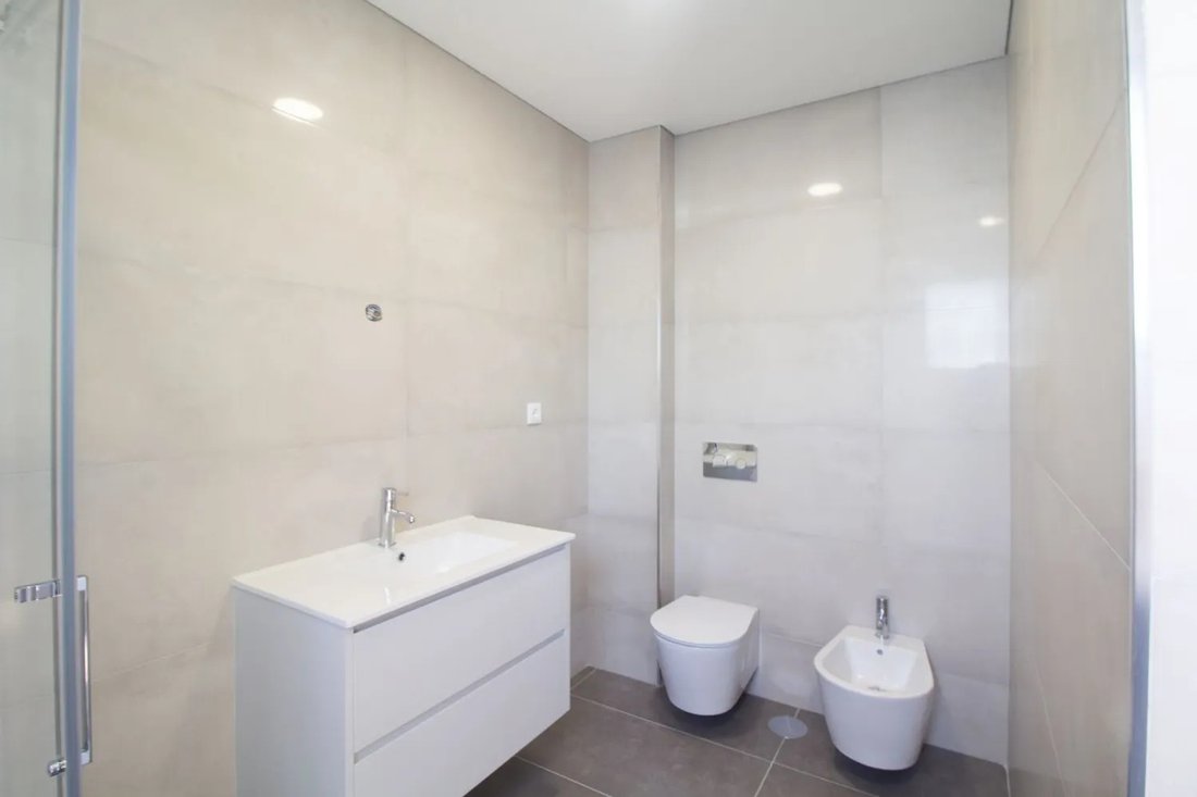 Apartment in Cedofeita, Santo Ildefonso, Se, Miragaia, Sao Nicolau e Vitoria, Porto District, Portugal 5 - 14899851