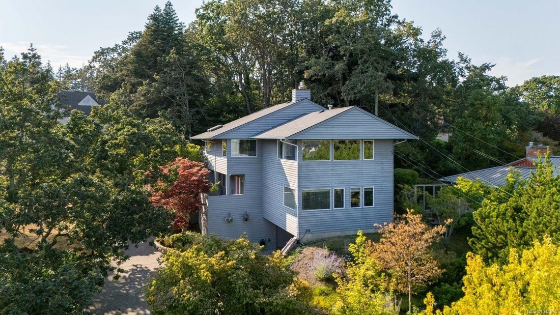 House in Oak Bay, British Columbia, Canada 2 - 18643743