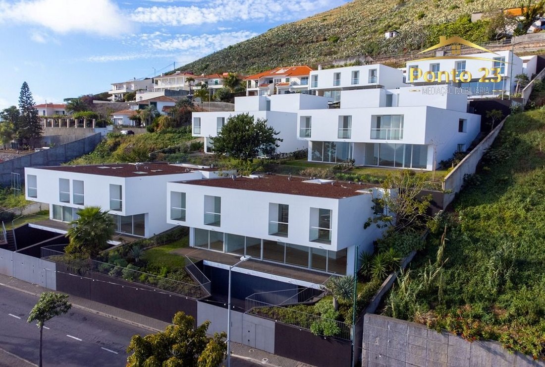 Villa in Sao Martinho, Madeira, Portugal 1 - 15090313