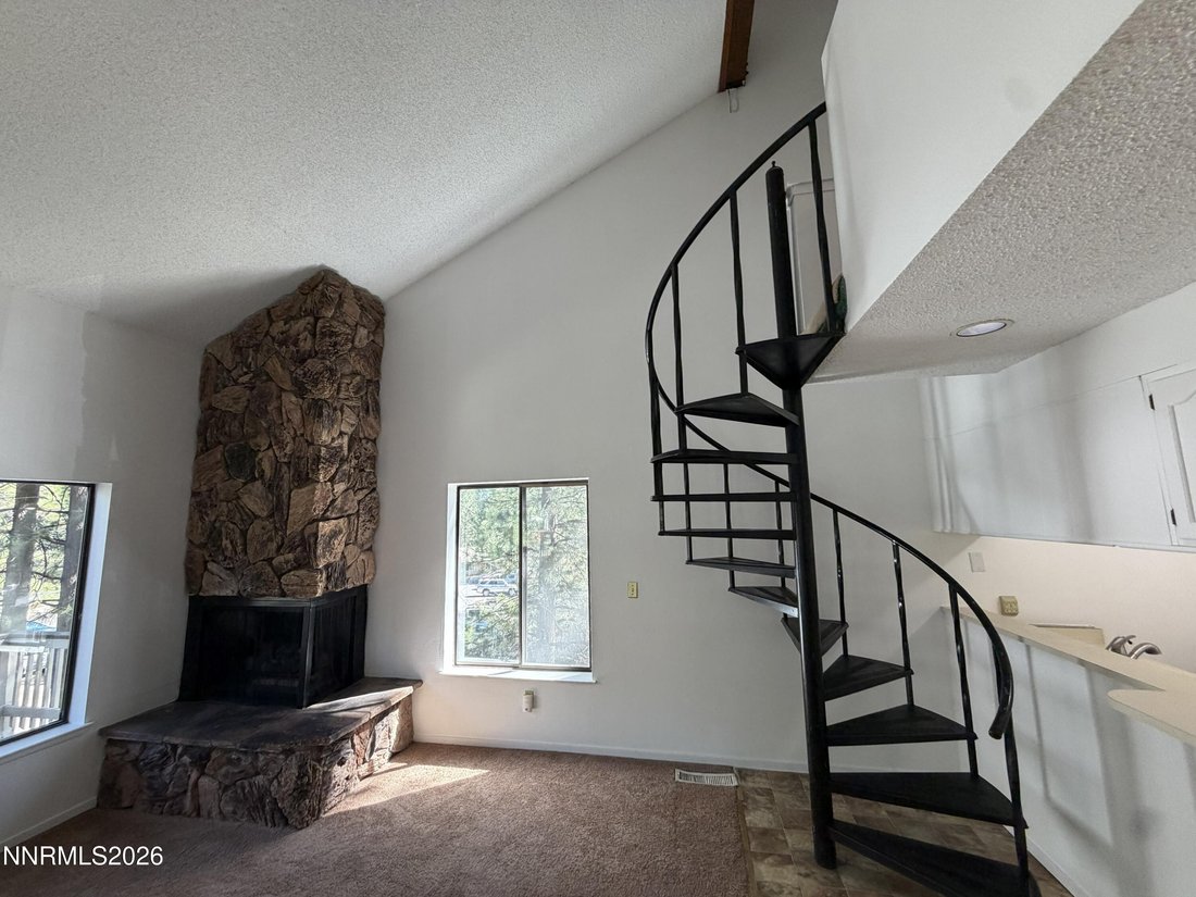 Condo in Incline Village, Nevada, United States 3 - 18642960