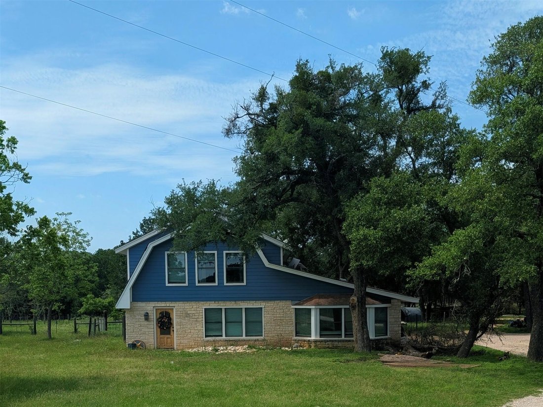 House in Liberty Hill, Texas, United States 4 - 18646327