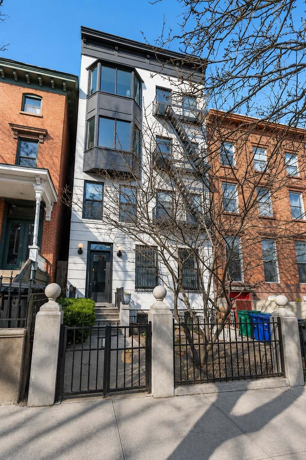 Condo in New York, New York, United States 1 - 18643089
