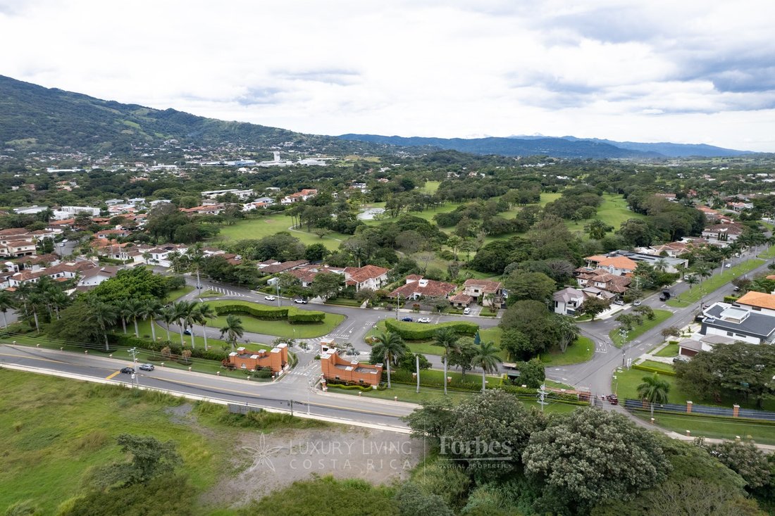 Condo in Pozos, San José Province, Costa Rica 1 - 14491053