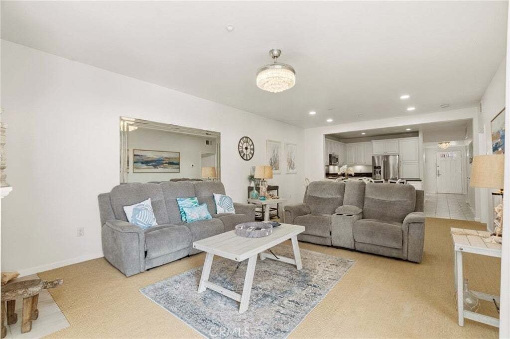 Condo in Signal Hill, California, United States 3 - 17136731
