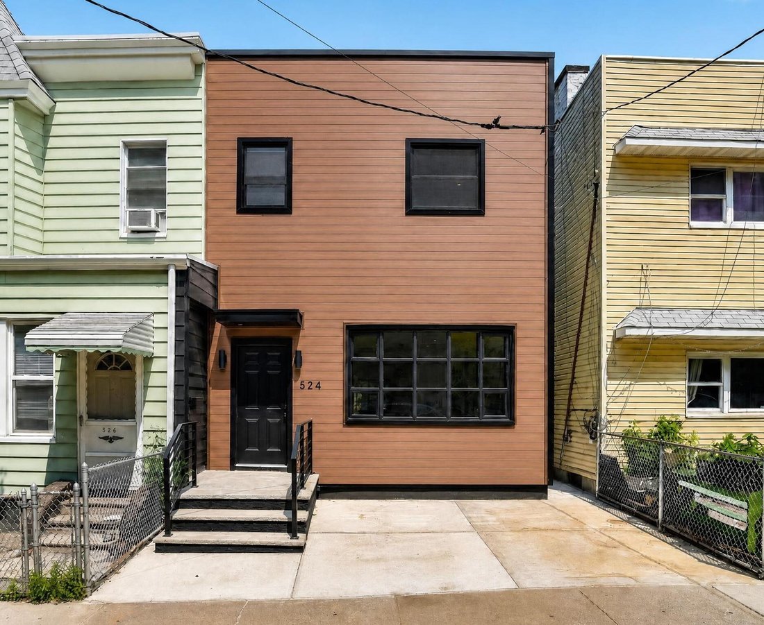 House in Union City, New Jersey, United States 2 - 18644480