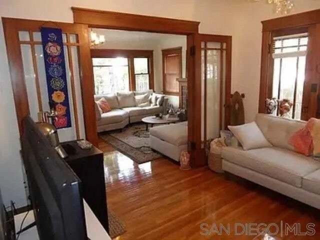 San Diego, California, United States 2 - 18642090
