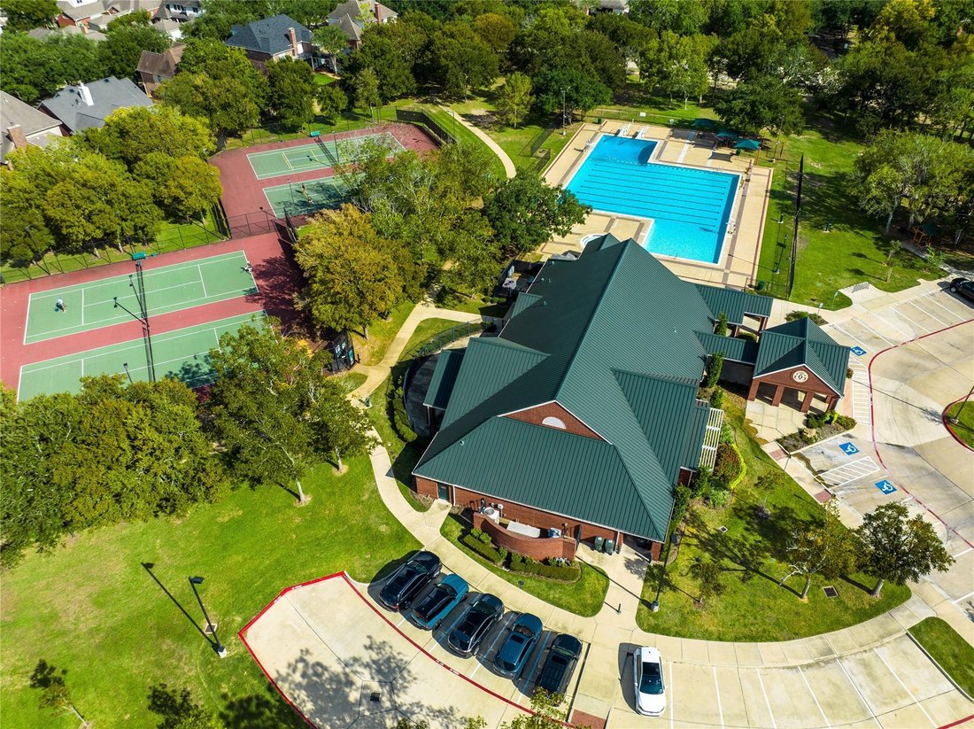 House in Sugar Land, Texas, United States 3 - 18647123