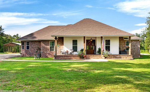 House in Carriere, Mississippi, United States 1