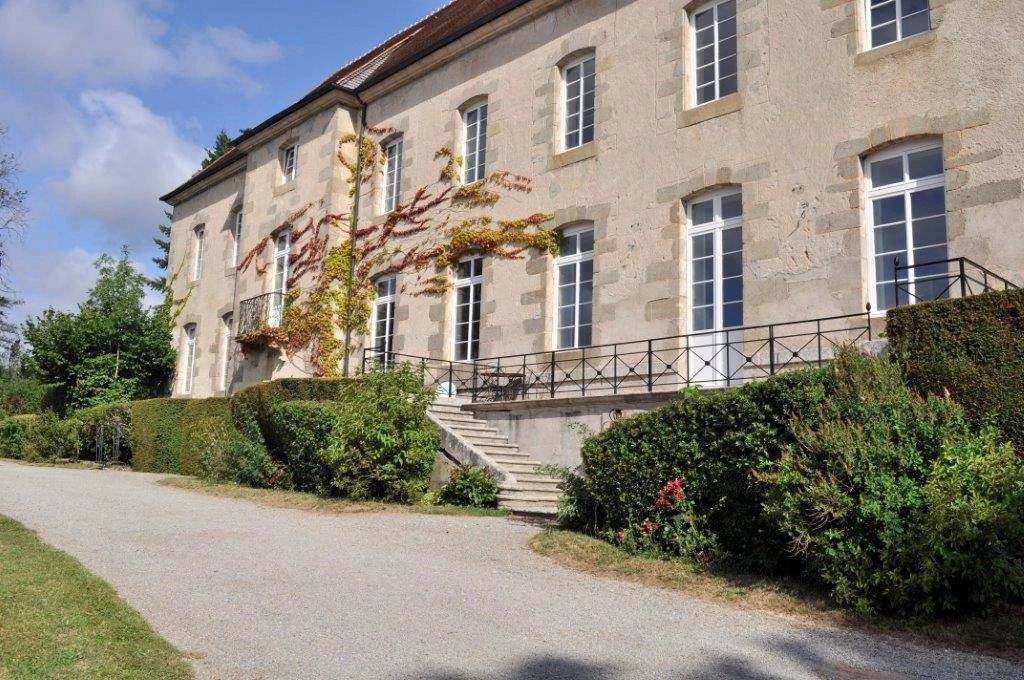 House in Aubusson, Nouvelle-Aquitaine, France 1 - 16255897