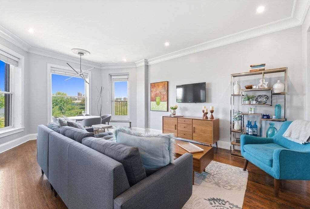 Condo in Boston, Massachusetts, United States 5 - 18642596