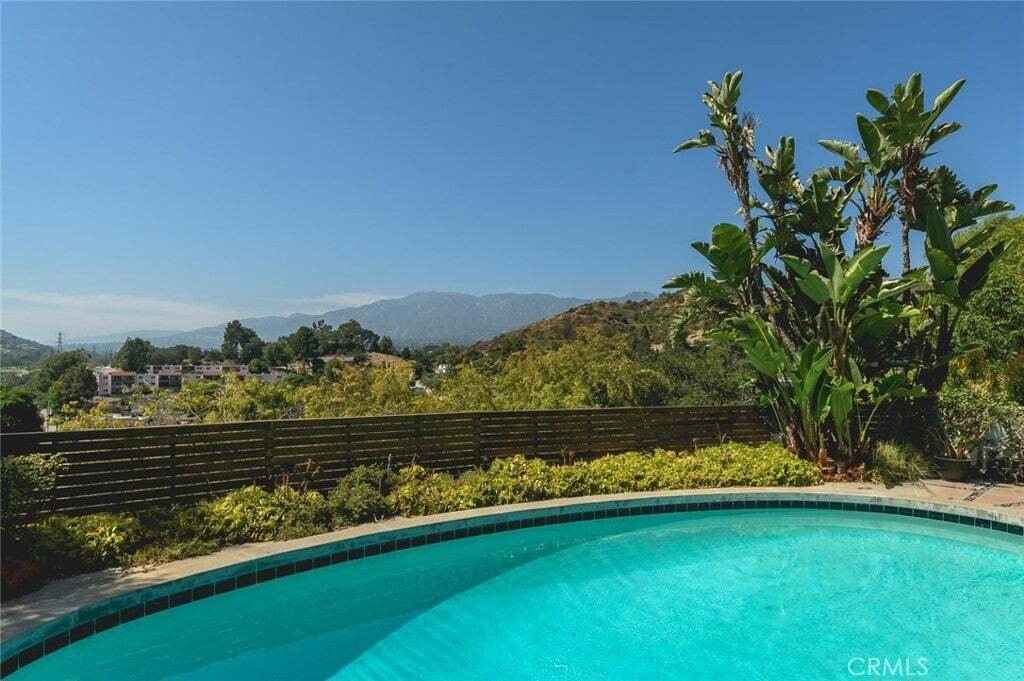 House in Glendale, California, United States 4 - 18643287
