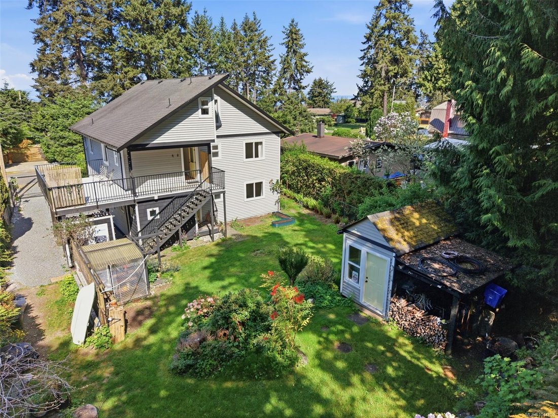 House in Nanaimo, British Columbia, Canada 4 - 18643692