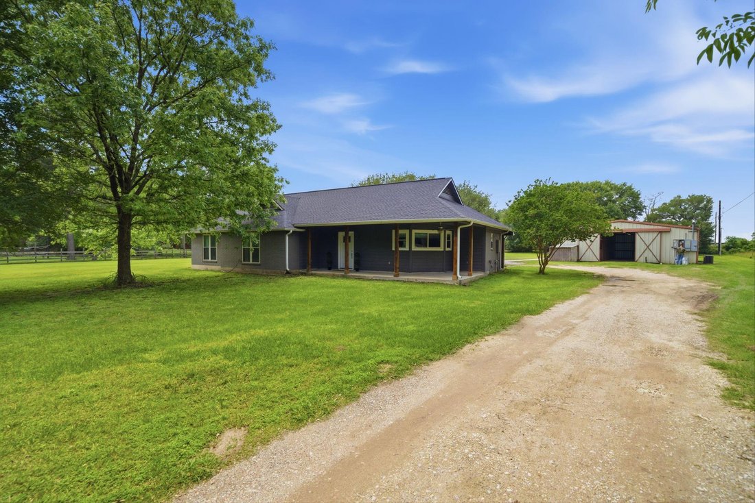 House in Tomball, Texas, United States 1 - 18647077