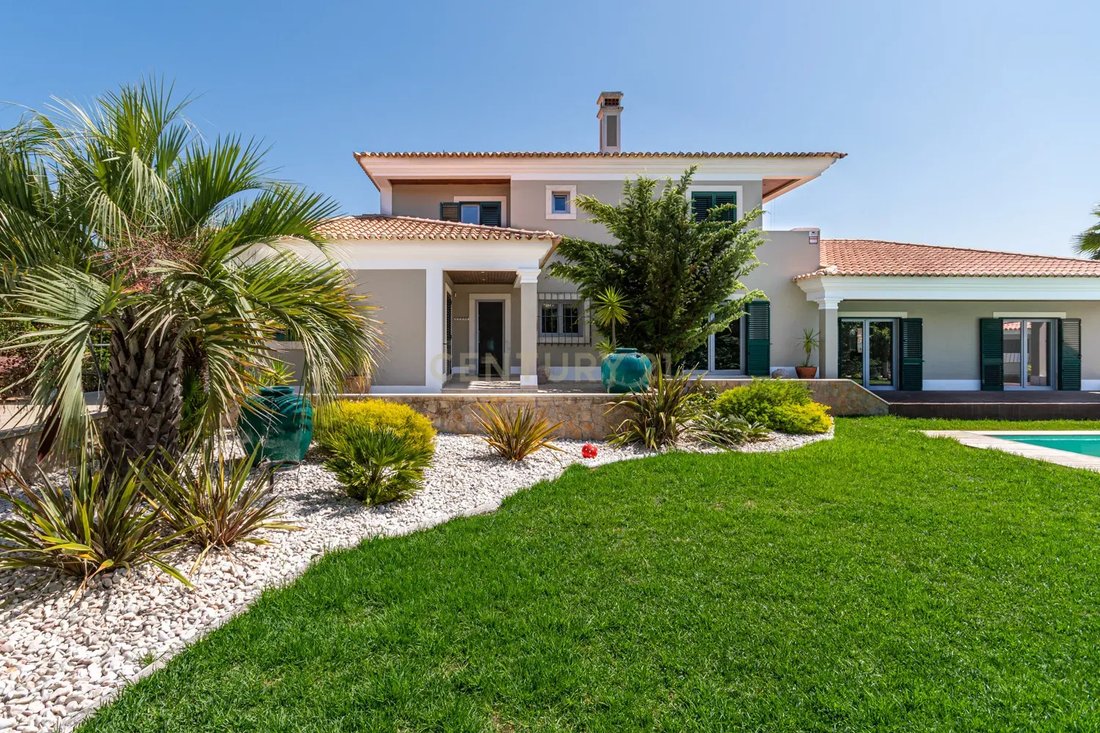 Villa in Sesimbra (Castelo), Setubal, Portugal 1 - 15858143