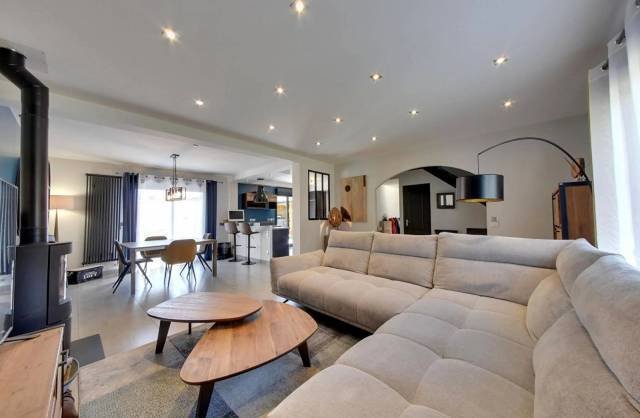 House in Chevry-Cossigny, Ile-de-France, France 2 - 18378536