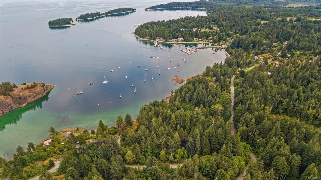 Land in Heriot Bay, British Columbia, Canada 3 - 18643645