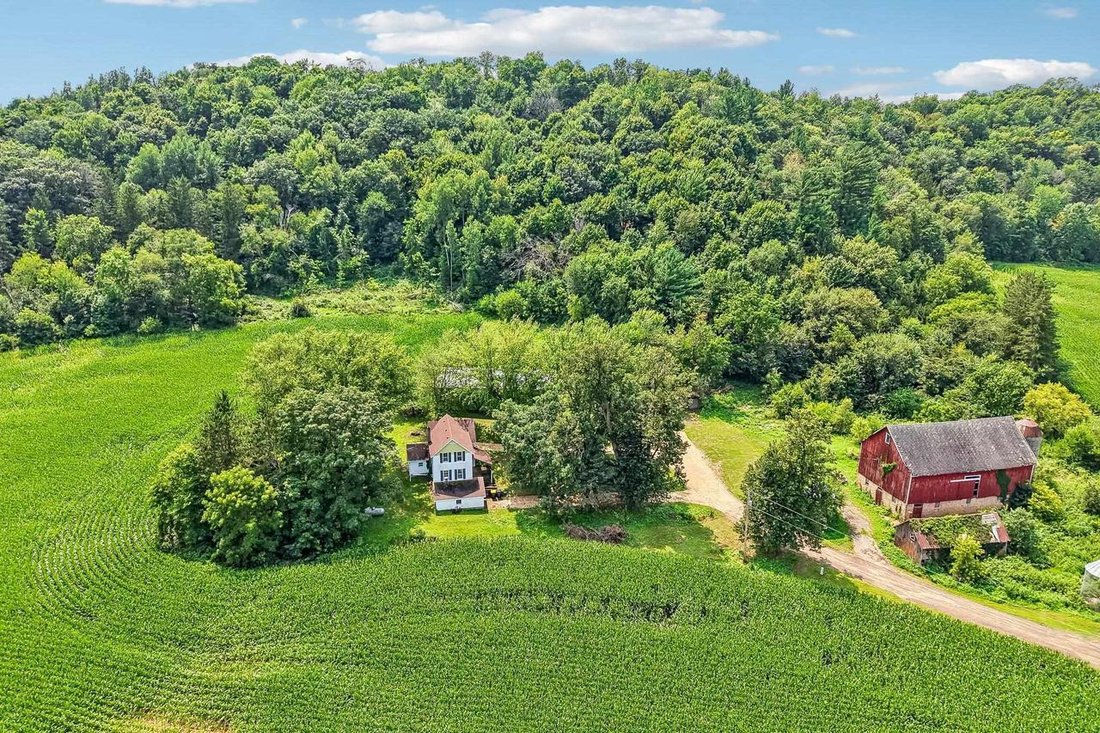 House in Bluffview, Wisconsin, United States 2 - 18645598