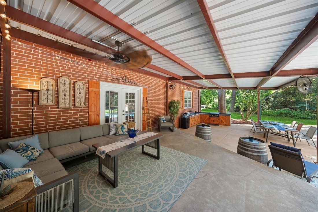 House in Pinehurst, Texas, United States 4 - 18647137