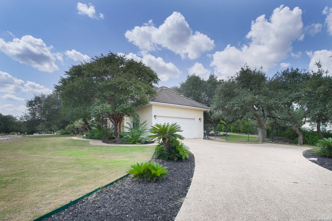House in San Antonio, Texas, United States 4 - 16754086