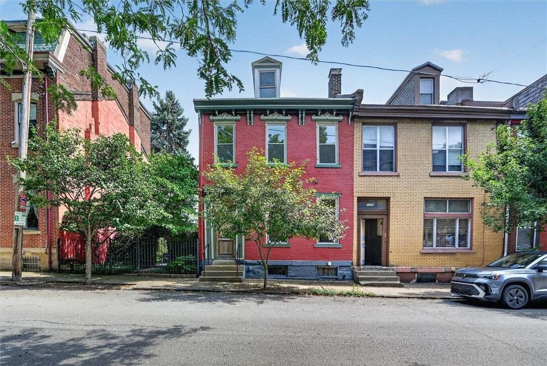 House in West View, Pennsylvania, United States 2 - 18180666