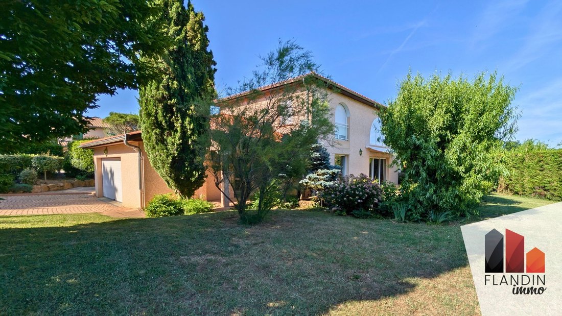 House in Charly, Auvergne-Rhône-Alpes, France 2 - 18646363