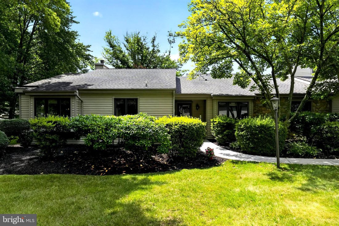 Townhouse in West Chester, Pennsylvania, United States 2 - 18643022