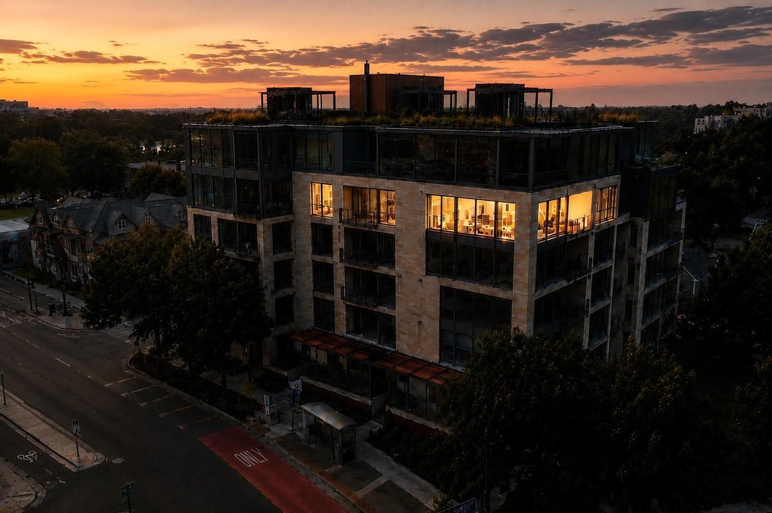 Condo in Minneapolis, Minnesota, United States 1 - 18643152