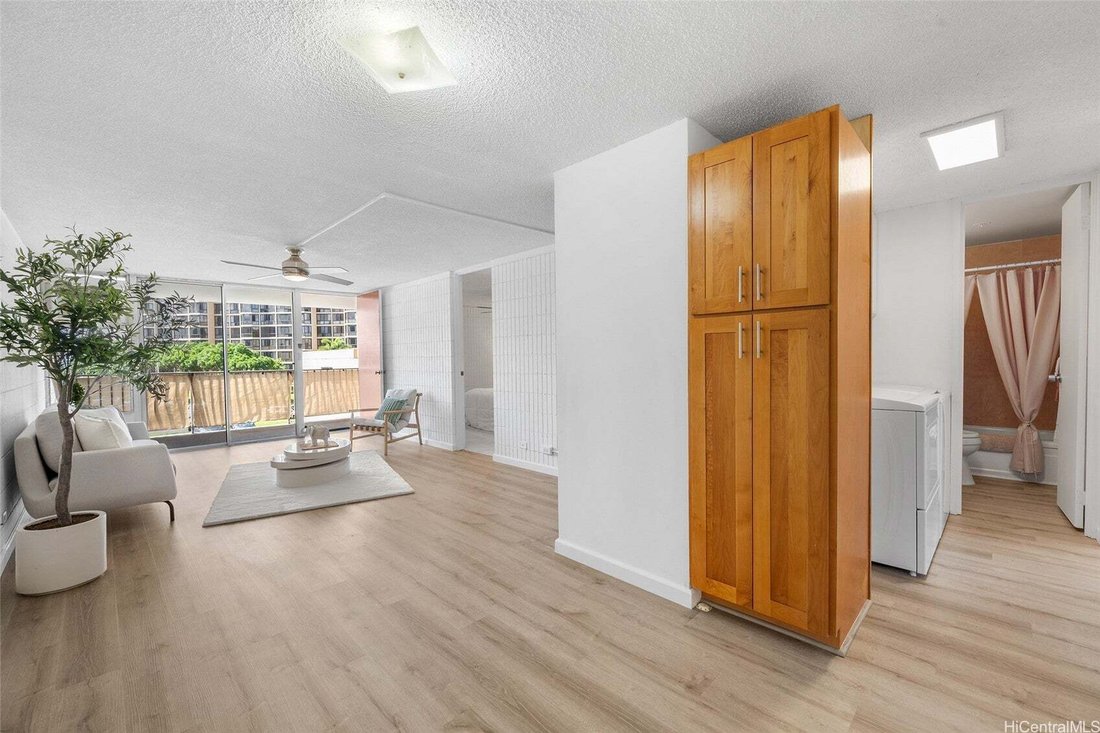 Condo in Honolulu, Hawaii, United States 3 - 18642770