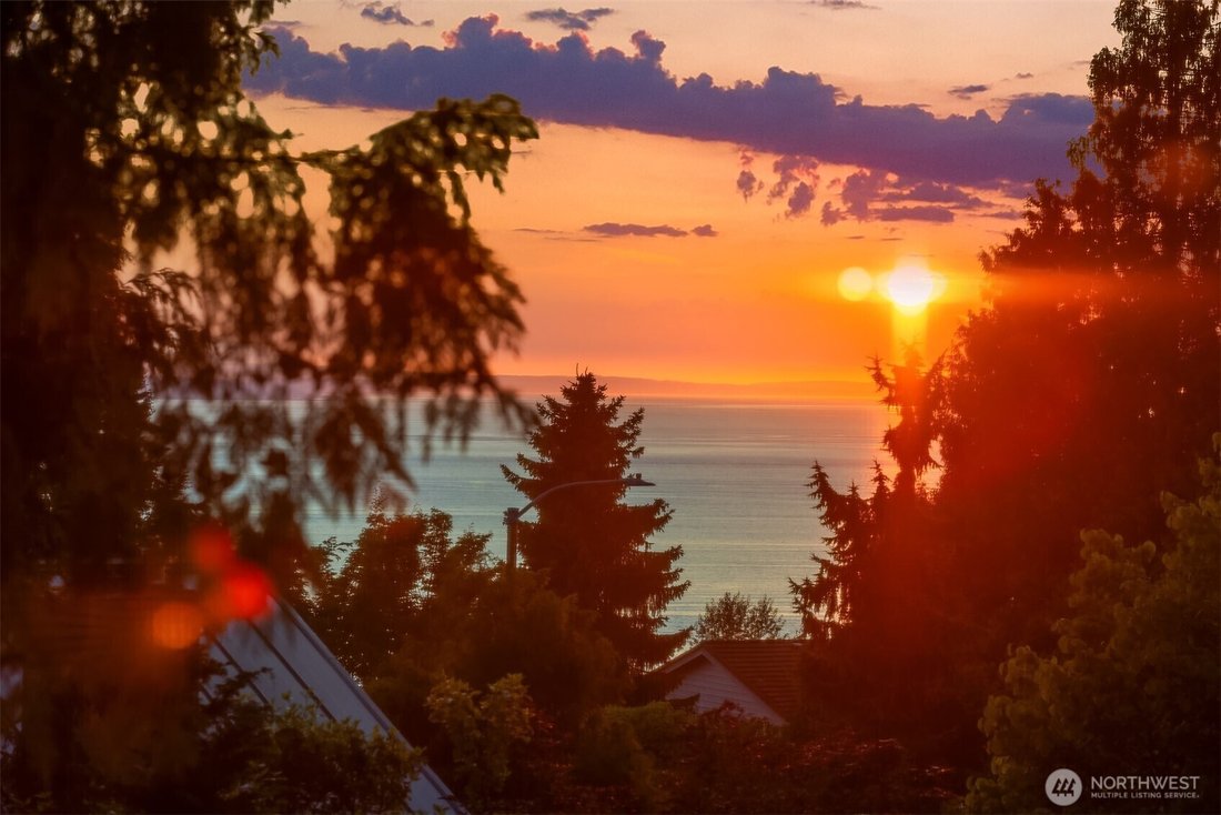 House in Edmonds, Washington, United States 2 - 18648588