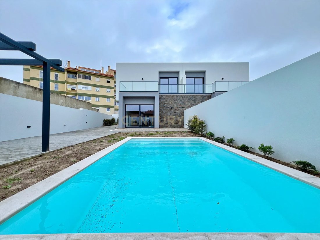 Villa in Sao Domingos de Rana, Lisbon, Portugal 2 - 16307622
