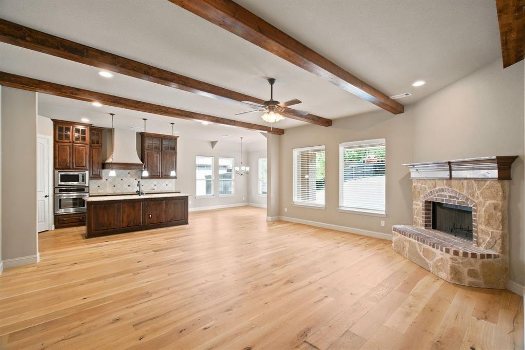 House in Burleson, Texas, United States 5 - 18647250