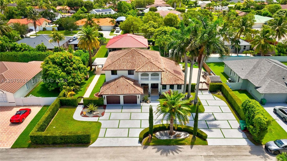 House in Miami, Florida, United States 1 - 18646090