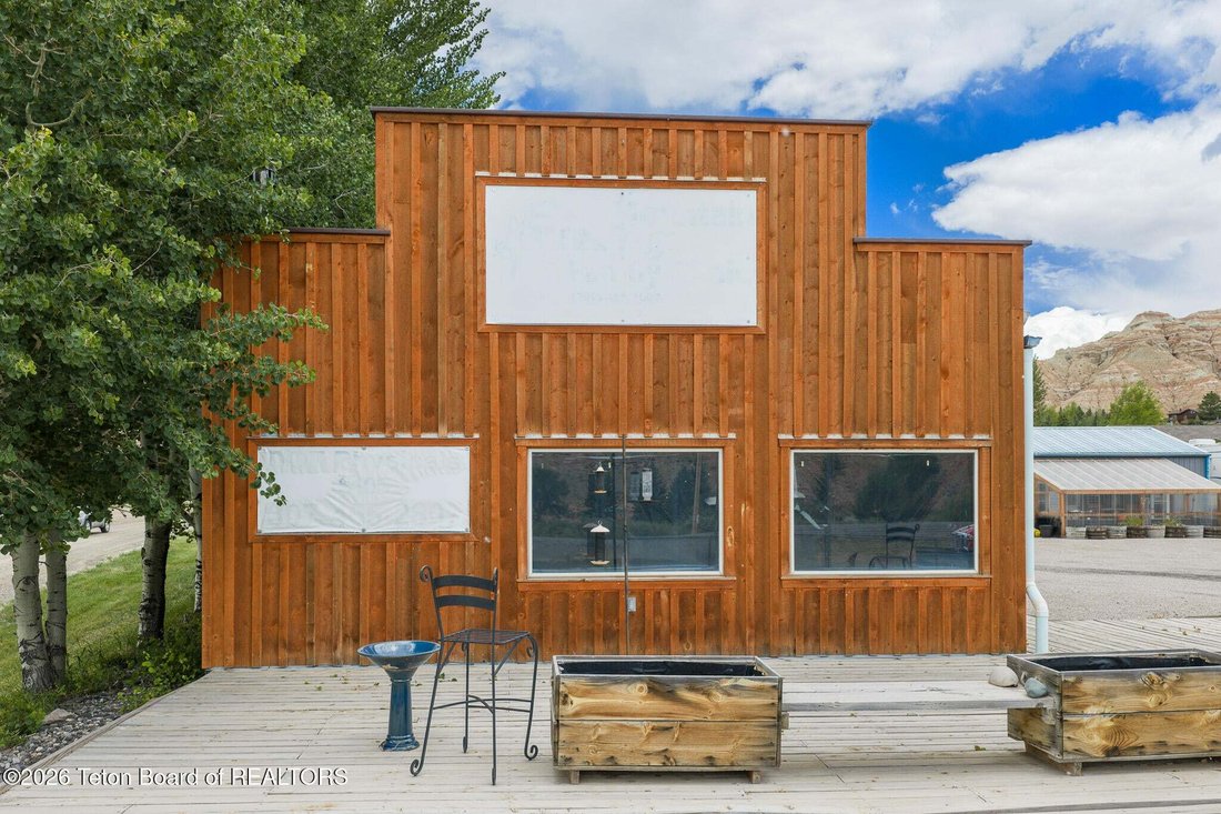 House in Dubois, Wyoming, United States 2 - 18643596