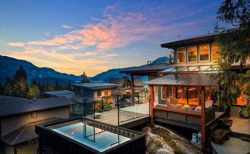 House in Squamish, British Columbia, Canada 1