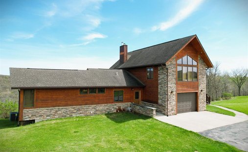 House in Eastman, Wisconsin, United States 1