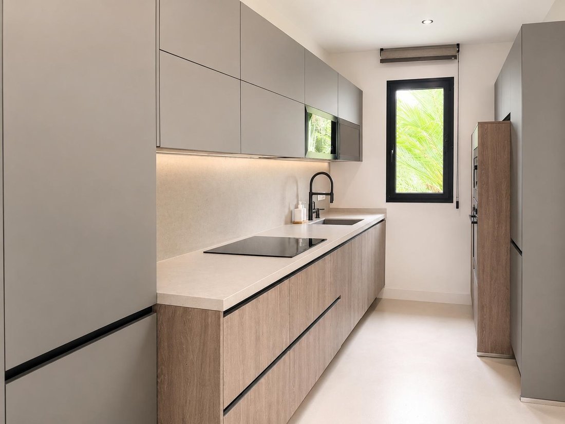 Apartment in Puerto Banus, Marbella, Spain 5 - 18647517
